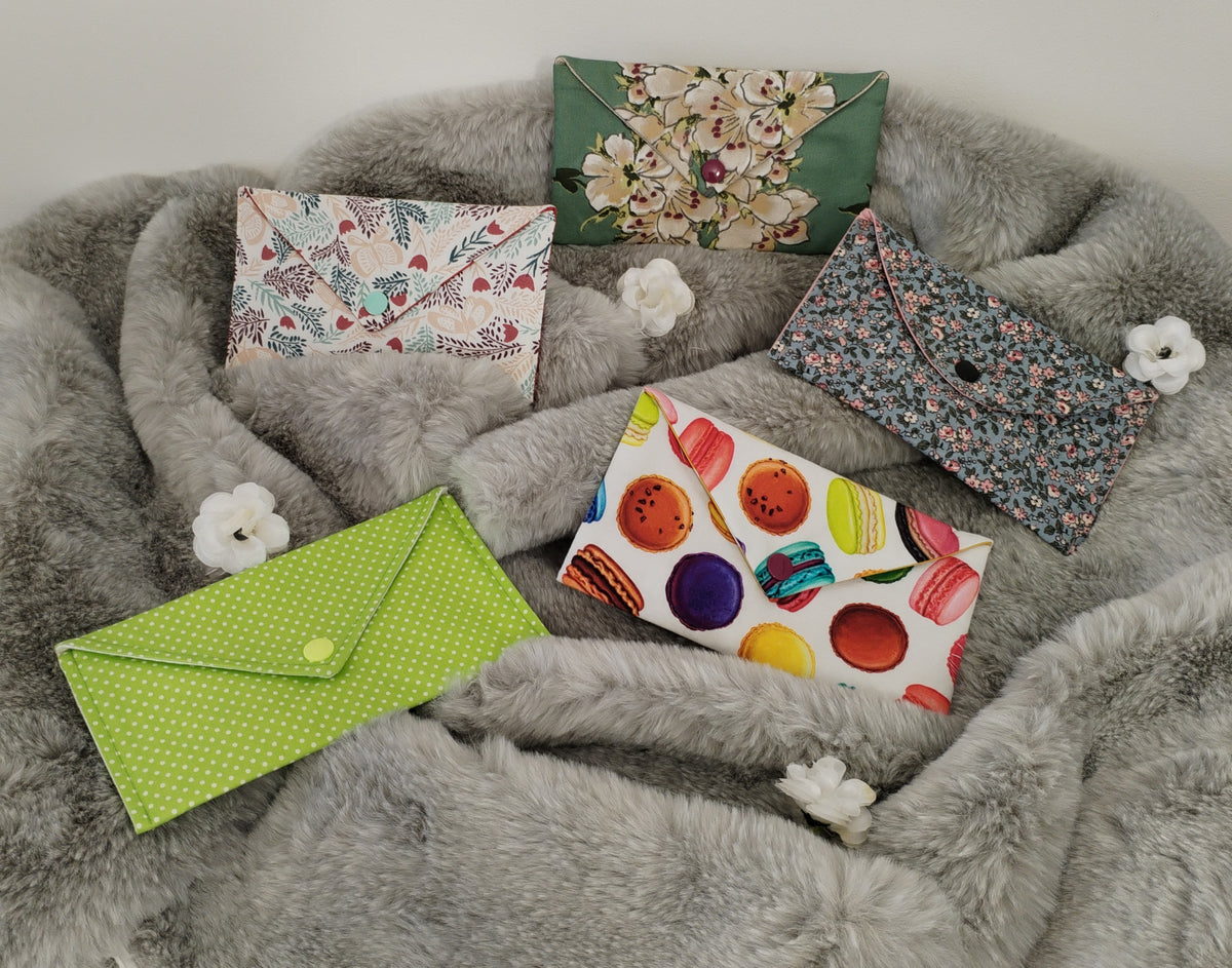 Petites pochettes tissu forme enveloppe