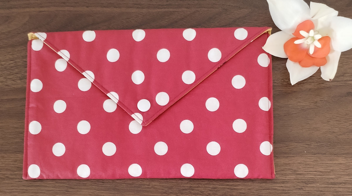 Grandes pochettes forme enveloppe