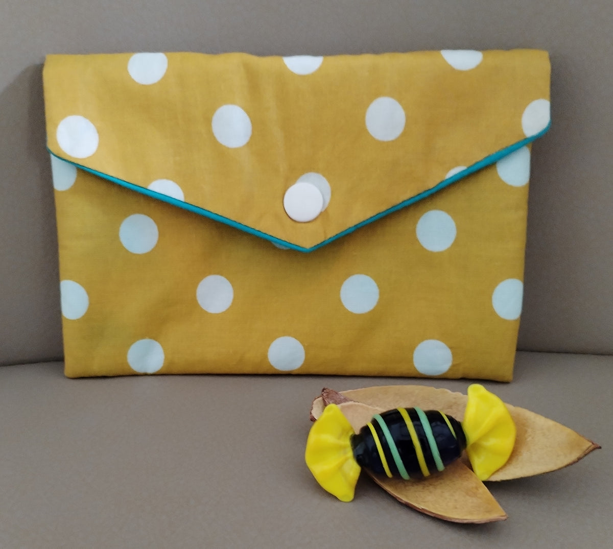 Pochette "portefeuille" double compartiment