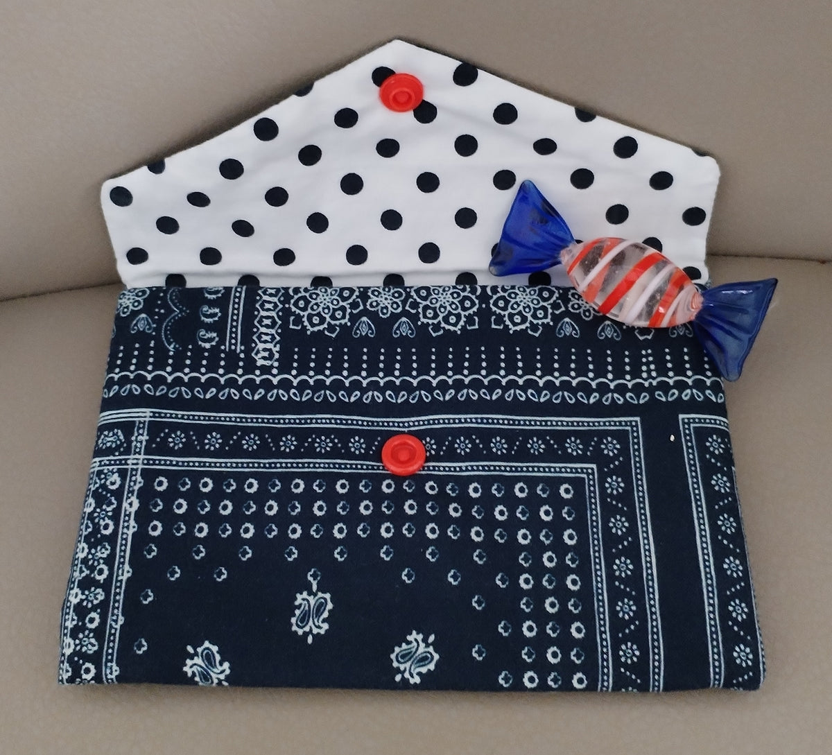 Pochette "portefeuille" double compartiment