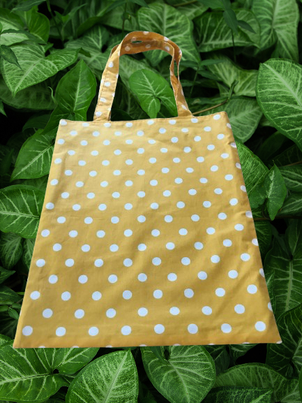 Sacs tote-bags doublés avec poches