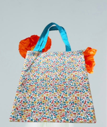 Sacs tote-bags doublés avec poches